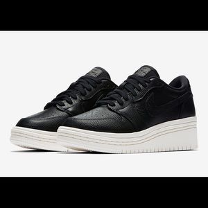 Nike Women's Air Jordan 1 Retro Low Lifted Black